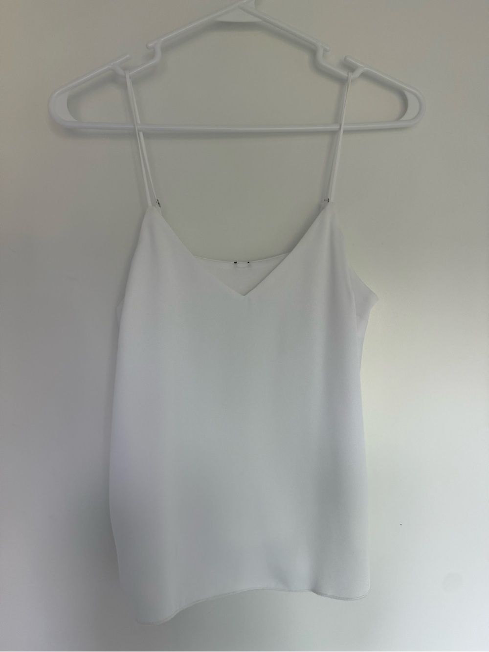 Express White V-Neck Spaghetti Strap Camisole